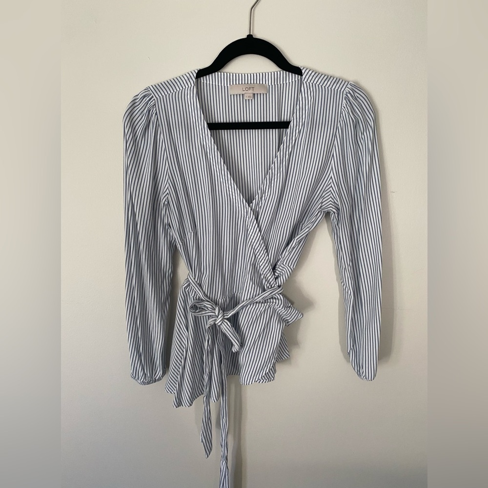 Loft wrap top - Picture 2 of 5